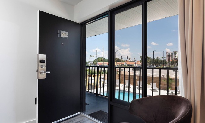 Kissimmee Hotel | The Vietta Hotel