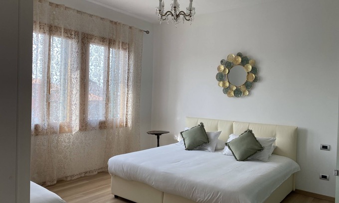 Longa Apartamento | The VIEW Apartment with Canal view