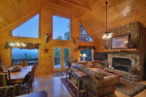 Blue Ridge Casa | The View - Breathtaking Mountain Views, Firepit, Game Room & Hot Tub!
