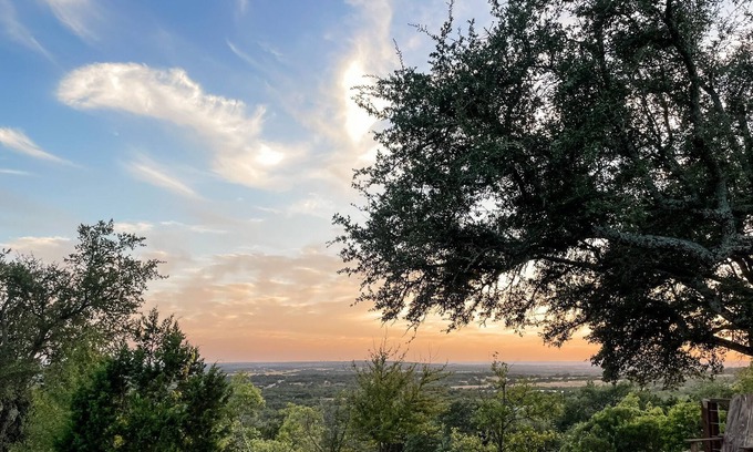 Dripping Springs Casa | The View - Dripping Springs, TX
