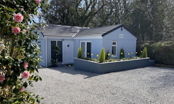 Cardinham Cabaña | THE VIEW, pet friendly, character holiday cottage in Cardinham