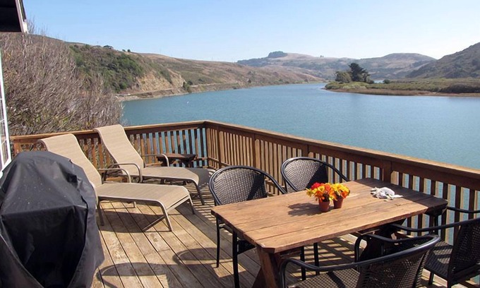 Jenner Casa | Los Riverfront Vikingo Casa con Encanto Hogar, impresionantes vistas, un montón de Servicios
