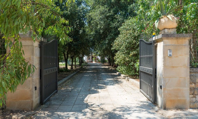 Specchiolla Villa | La Villa dei Melograni