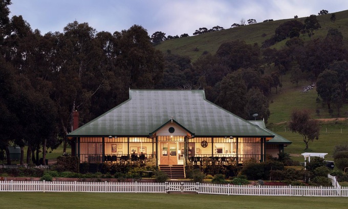 Strath Creek Cabina | The Village Green
