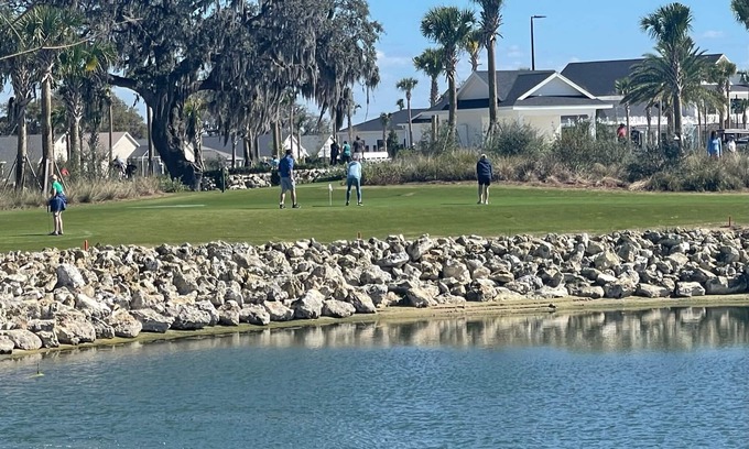 The Villages Casa | The Villages Beautiful Home with a View and Golf Cart included!