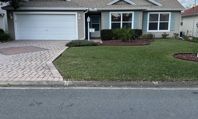 Candler Casa | THE VILLAGES - NEW TO RENTAL MARKET! Great Location! Village of Glenbrook
