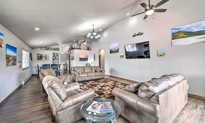Fruitvale Casa | The Vineyard Country Farm Home at Grand Valley