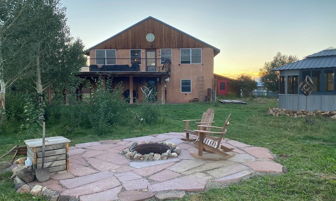 Walden Casa | The Walden House; cozy strawbale 3-bedroom home with fitness room & Hot Tub.