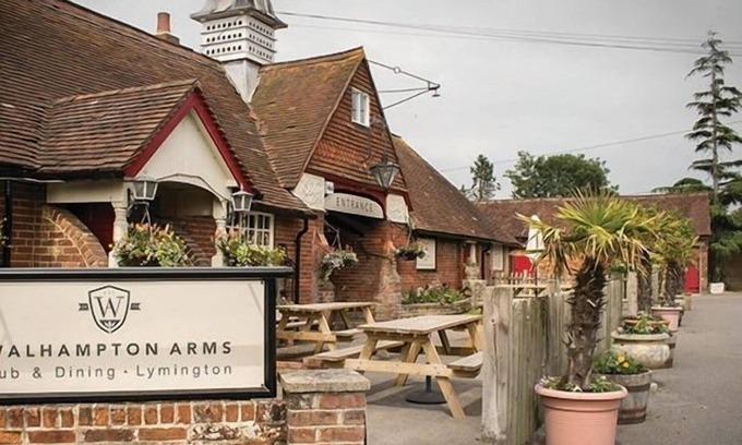 New Forest District Cama Y Desayuno | The Walhampton Arms