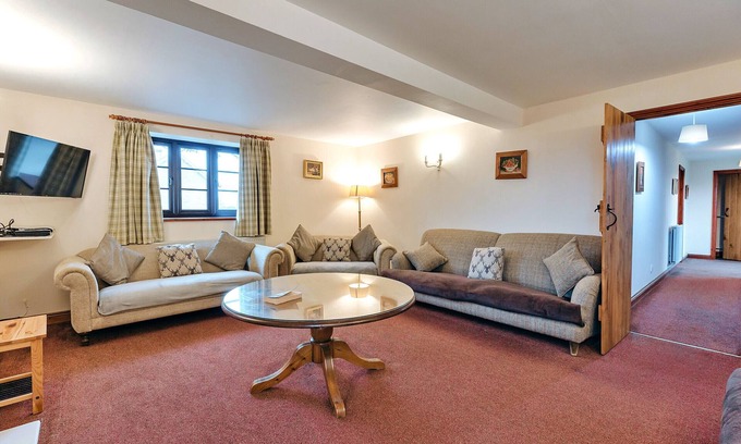 Craven Arms Cabaña | The Walton