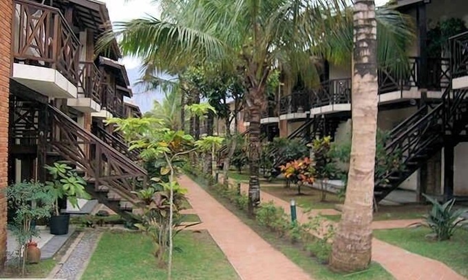 Baleia Apartamento | Apartment in a condominium 100 meters from the beach, with 02 bedrooms