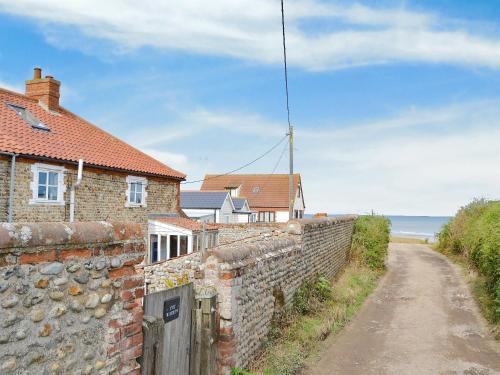 Bacton Casa | The Warren