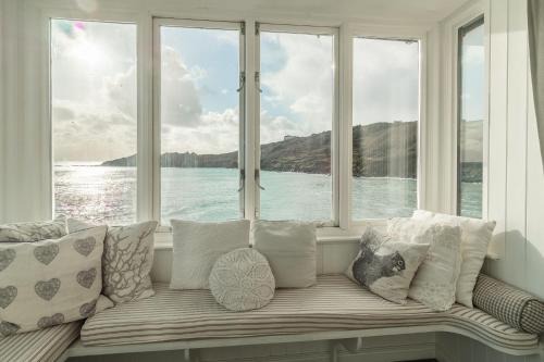 Coverack Casa | The Watch House