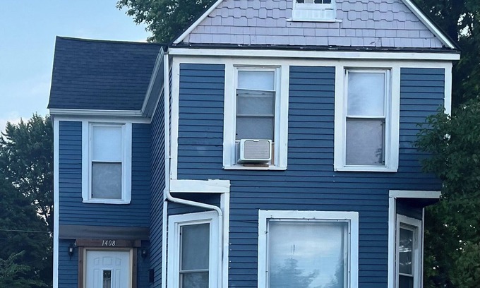 Port Huron Casa | The Water Street House: International Border, Fishing, Boating and Beaches