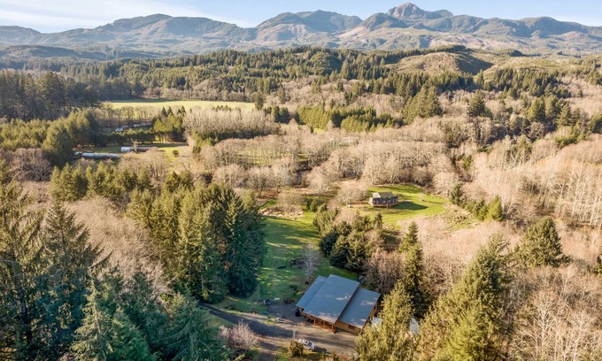 Oregon Coast Casa | The Waterman Lodge