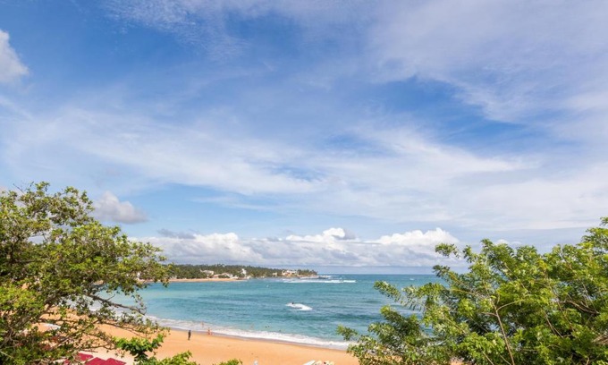 Unawatuna Hotel | The Waves - Unawatuna
