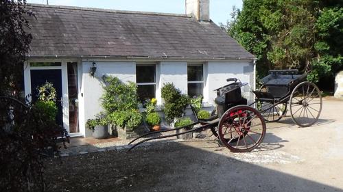Dungannon Casa | The Weaver's Cottage