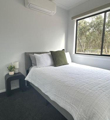 Goornong Casa | The Wellsford Cabin - Retreat & Holiday With Your Horse