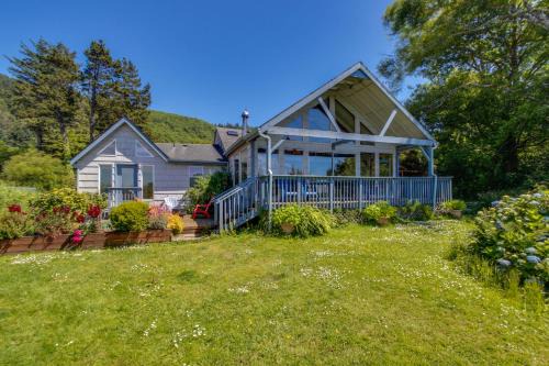 Cloverdale Casa | The Whalen House