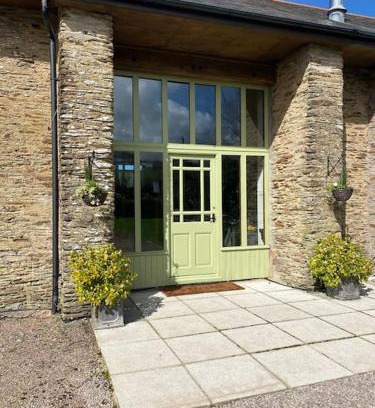 Hele Casa | The Wheelhouse at Hewish Mill
