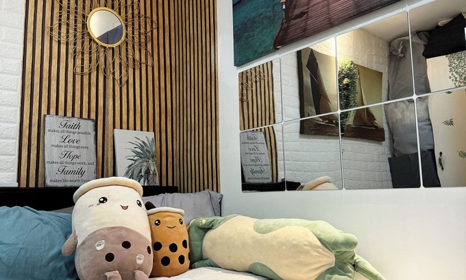 Clark Casa | The White Haven is 15 mins away from Clark's Must See Destinations and Airport.