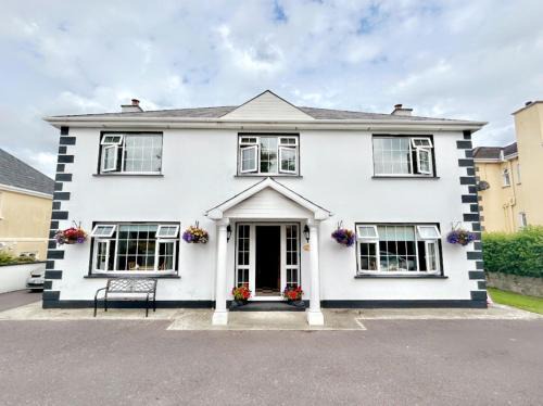 Kenmare Cama Y Desayuno | The White House B & B