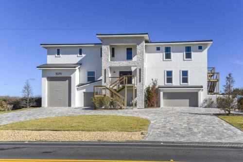 Painters Hill Casa | The White House on Flagler Beach - Unit 22