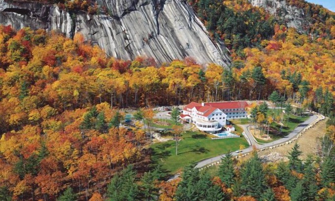 Hale's Location Complejo | The White Mountain Hotel & Resort