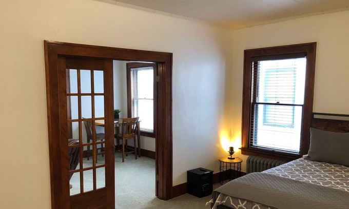 Deer Lodge Apartamento | La unidad de Whitworth en el histórico Robworth