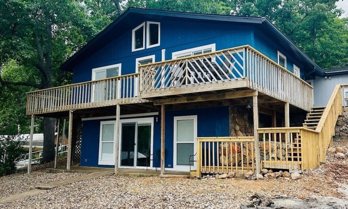 Sunrise Beach Casa | The whole family. On the water! 6 Bedroom