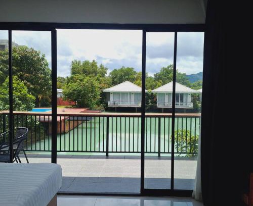 Samut Sakhon Villa | The wide view resort cafe restaurant