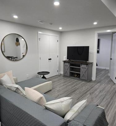 Calgary Apartamento | The Willow Nest lower suite-2 Rooms