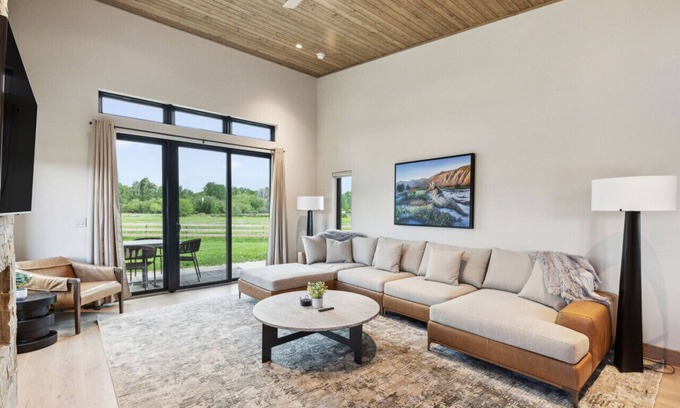 Hamilton Cabina | The Willow Suite Cabin