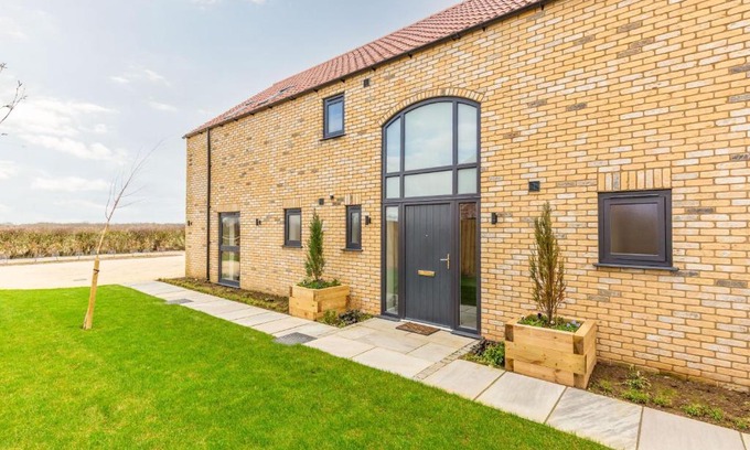 Dunholme Casa | The Willows, Ashlin Farm Barns