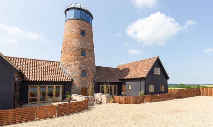 Harpley Casa | The Windmill, Harpley, Norfolk