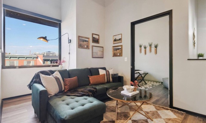 Fairmount Apartamento | The Windsor Apt | GYM, Game Rm, Rooftop, Central Locaton