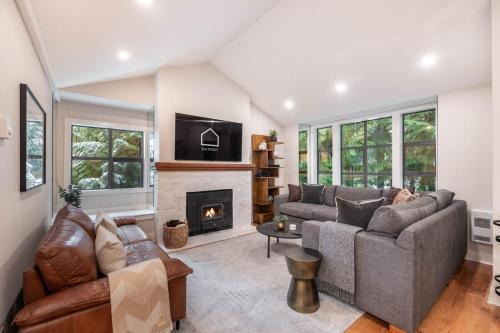 Blackcomb Casa | The Woods by Outpost Whistler