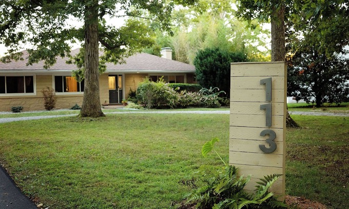 Berea Casa | The Woods - Hot Tub - Dog-Friendly - Near Town & Trails -3 bedrooms - 2 baths