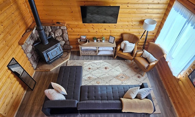 Apple Valley Cabina | The Woody Cabin