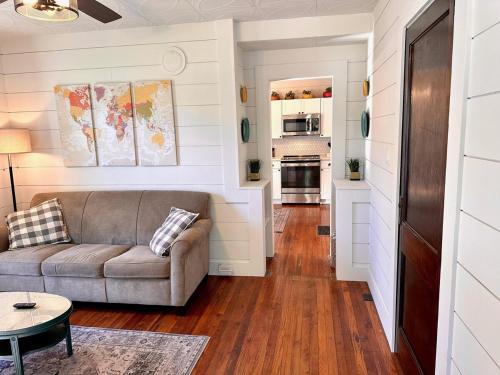 Long View Casa | The Wright Choice - Cozy Spot- Near to Aviation Museum