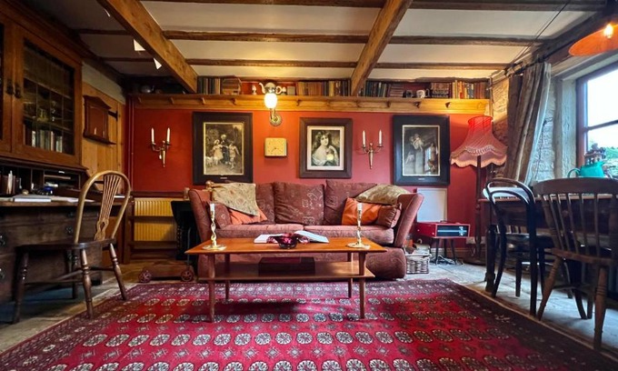 Holmfirth Casa | The Writers Cottage - Intriguing & Romantic