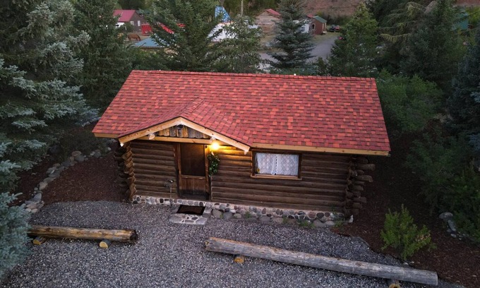 Dubois Cabina | The Yellowstone Cabin