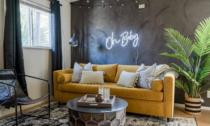 North University Apartamento | The Yonder No Service Fees Kitchen 55 TV