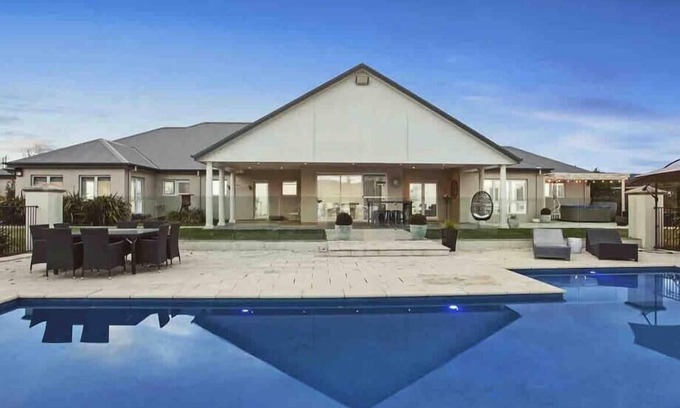 Hartley Casa | The York Residence in Hartley NSW - Newly Listed