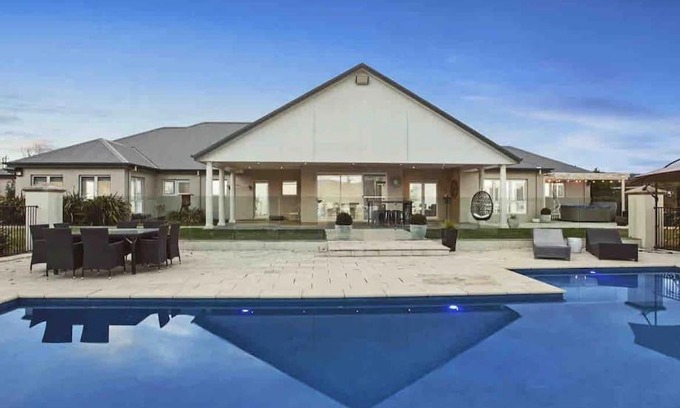 Hartley Casa | The York Residence in Hartley NSW - Newly Listed