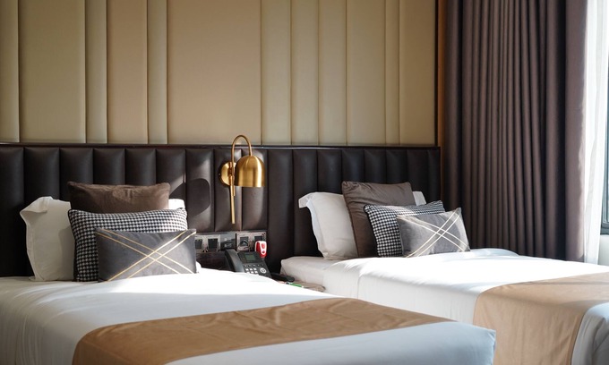 Uttara Hotel | The Zabeer Dhaka