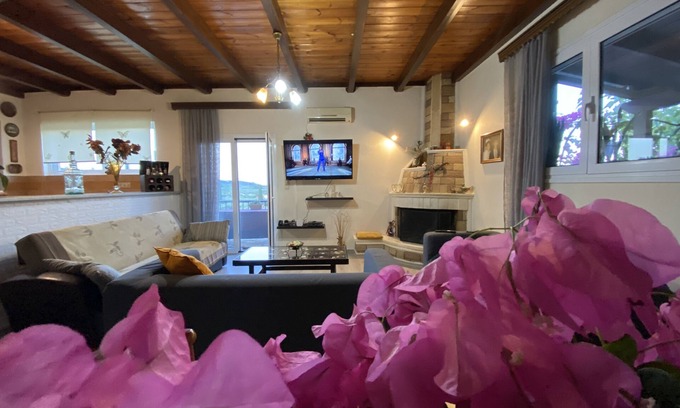 Agia Marina Apartamento | Themis apartment