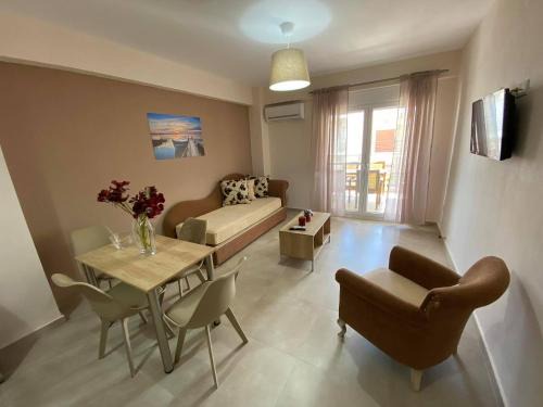 Flogita Apartamento | Theo and Irin's Houses