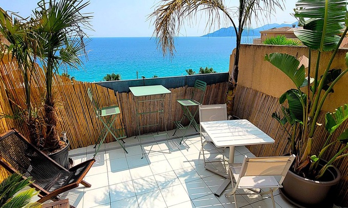 Cannes La Bocca Apartamento | 🌴 Theo’z Roof Top – Vista al Mar & Terrazas en Cannes