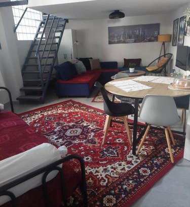 Ampelokipoi-Menemeni Apartamento | TheUrbanLoft